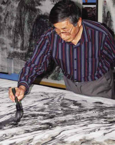 亿元字画捐国家张氏三代美名传