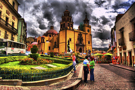 墨西哥 填满华丽色彩的古城