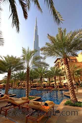 世界最高的哈利法塔已然成为迪拜的新地标