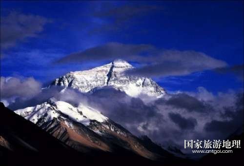 山登绝顶我为峰 此生必去的十大最美山峰