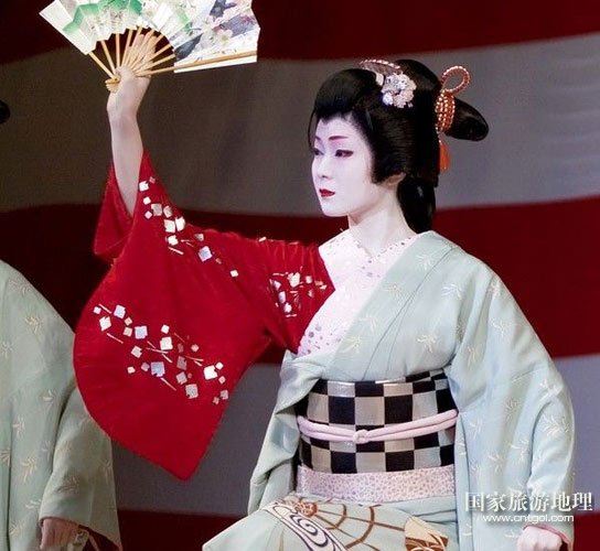 京都老街可以买到艺伎用的化妆品