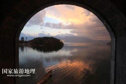 大理双廊“洱海醒来”海景客栈度假酒店