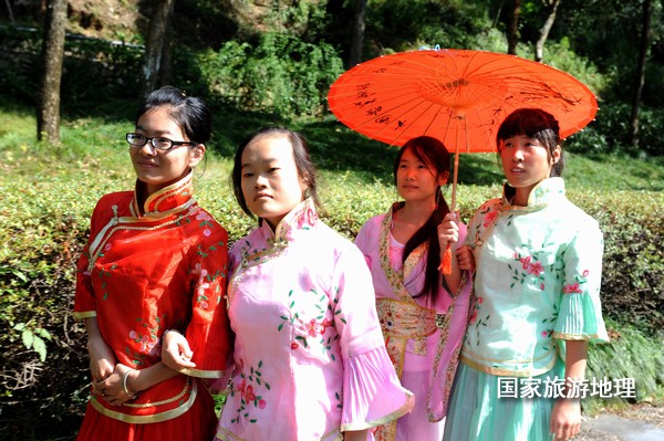 婺源古装游体验“穿越之旅”