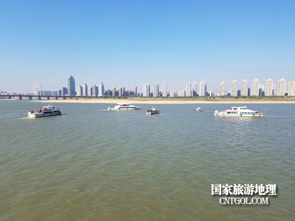 江西开展呵护一湖清水,严厉打击非法采砂行动(图)