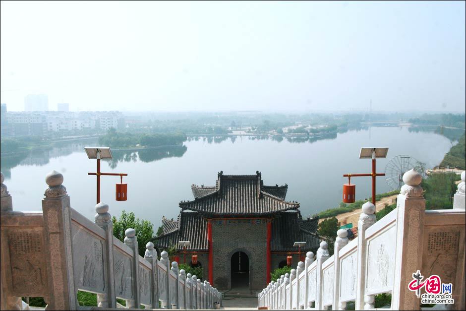 地理中国：听千古中医故事 上东阿药王山