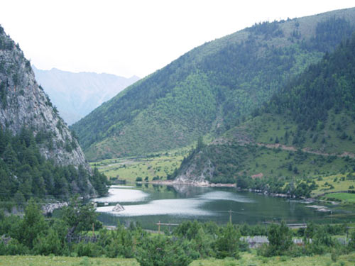 西藏迷人小众湖泊 鲜为人知高原明珠