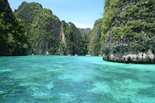 泰国皮皮岛 波光粼粼中的心灵宁静之旅