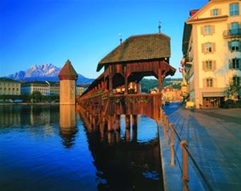 湖光山色如梦境 享受瑞士猝不及防的美