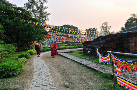 神奇的尼泊尔蓝毗尼 佛教徒的朝圣大本营