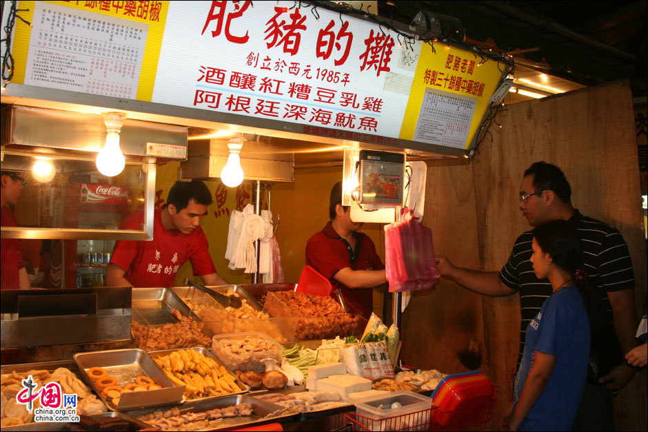 台湾夜市 令人称赞的草根饮食文化享受地