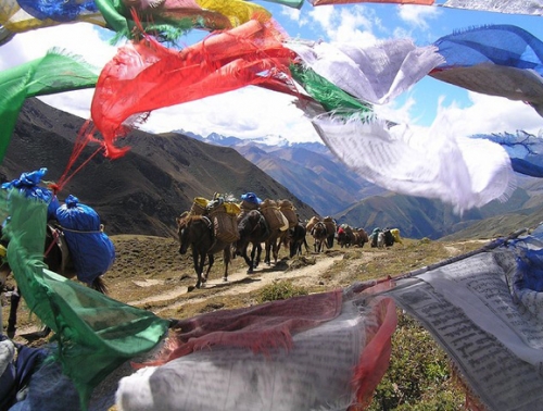下一个“香格里拉” 跟随信徒的脚步膜拜神秘不丹