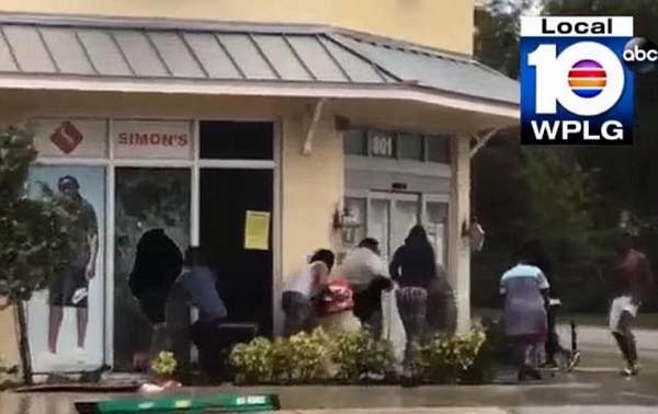 美佛州遭飓风侵袭 盗匪趁机偷盗被逮捕
