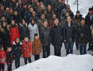 群众有信仰,国家有力量 霍尔果斯市旅游局全体走访入户欢乐多