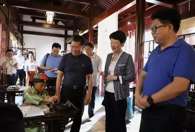 黔南州第十二届旅发大会召开!黔南这个地方好热闹!