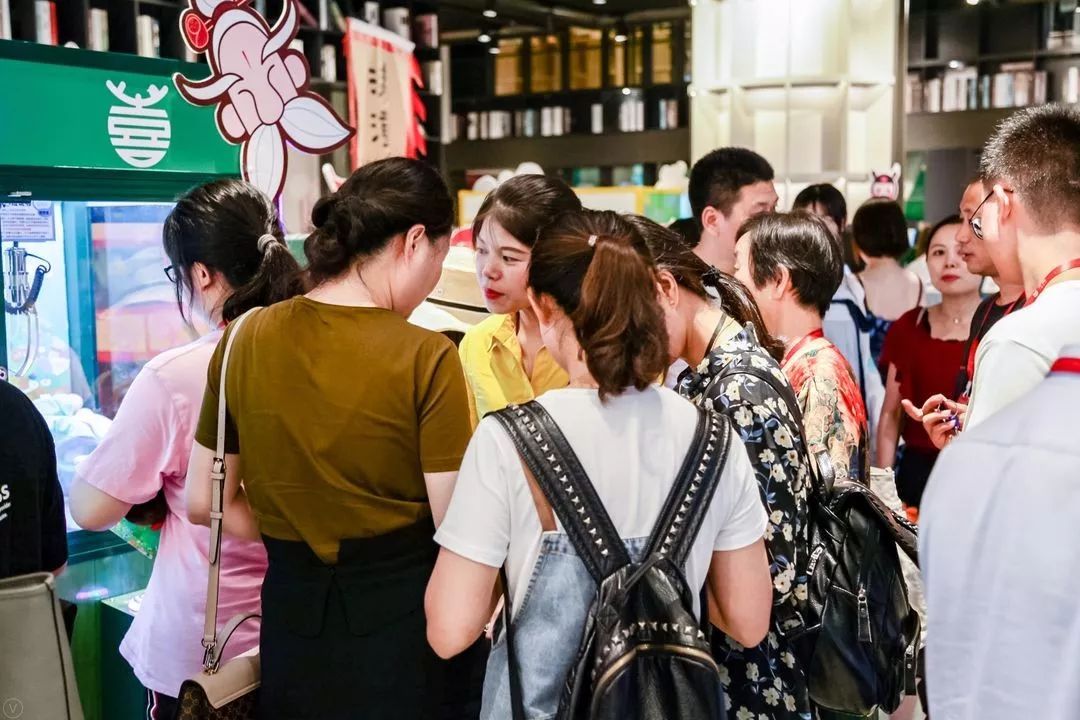 一鹿有喜!溱湖IP形象全球发布会